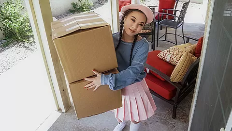 Kimmy Kimm & Chris Epic in Petite Neighbor Makes It Fit - ExxxtraSmall pornstar big ass video